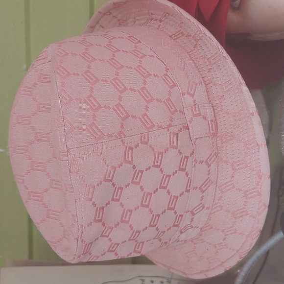 Hat - Picture 2 of 3